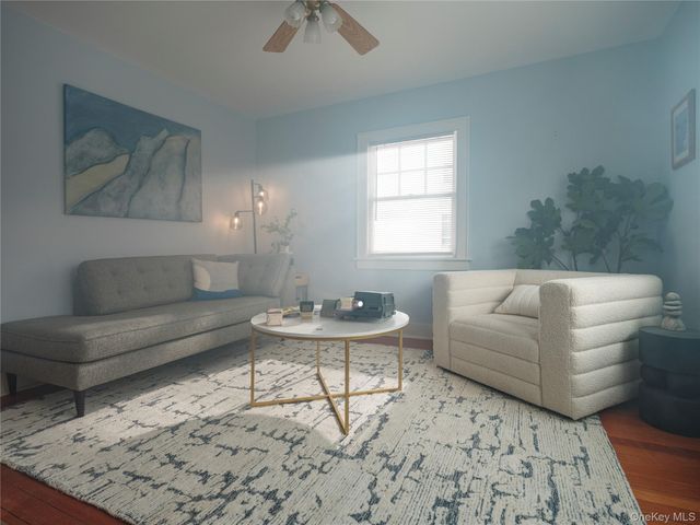 20715 Main Road, Orient, NY 11957