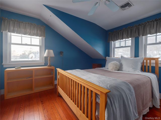 20715 Main Road, Orient, NY 11957