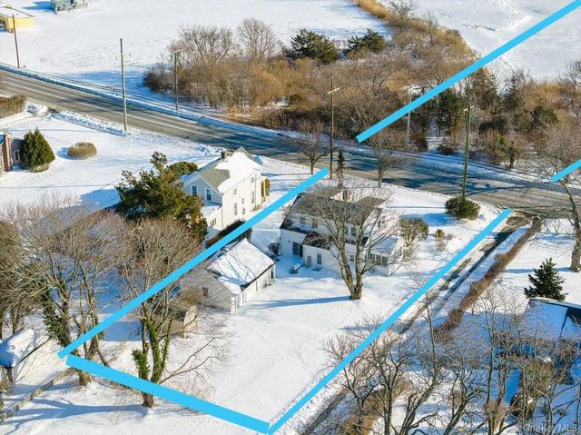 20715 Main Road, Orient, NY 11957