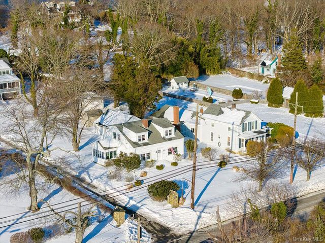 20715 Main Road, Orient, NY 11957