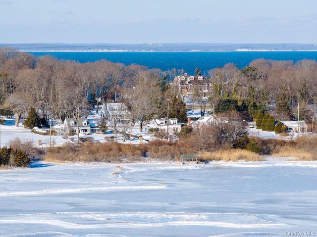 20715 Main Road, Orient, NY 11957