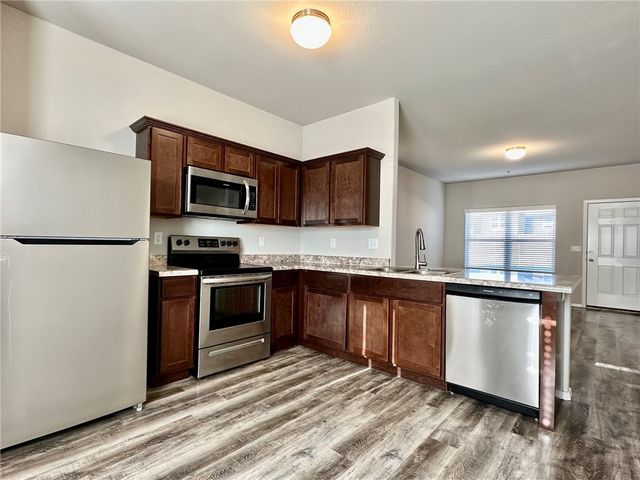 116 Cooper Street, Huntsville, AR 72740