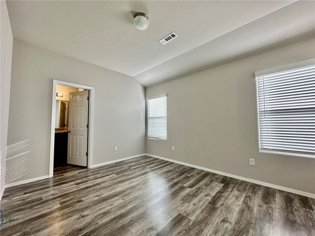 116 Cooper Street, Huntsville, AR 72740