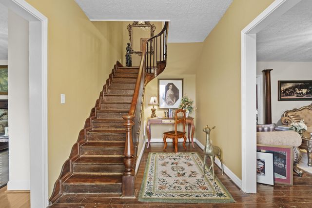 1786 Newtown Pike, Georgetown, KY 40324