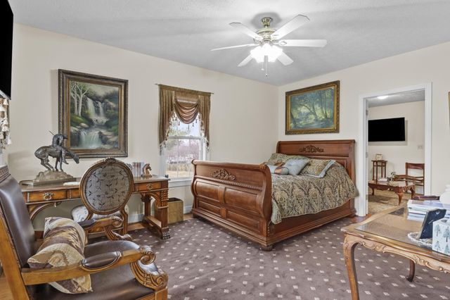 1786 Newtown Pike, Georgetown, KY 40324