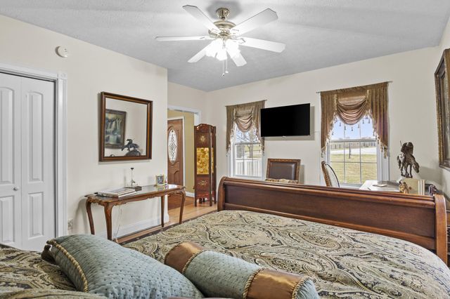 1786 Newtown Pike, Georgetown, KY 40324