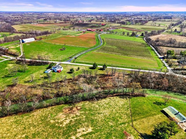 1786 Newtown Pike, Georgetown, KY 40324