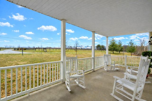 1786 Newtown Pike, Georgetown, KY 40324