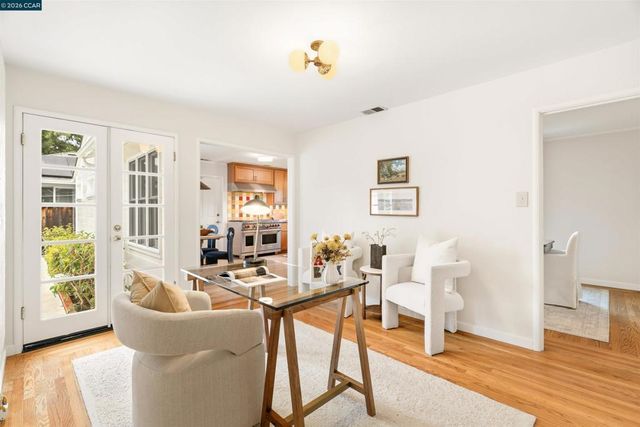 2830 Kinney Dr, Lafayette, CA 94595