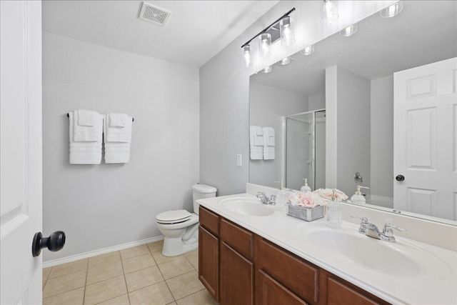 6908 Derbyshire Drive, Fort Worth, TX 76137