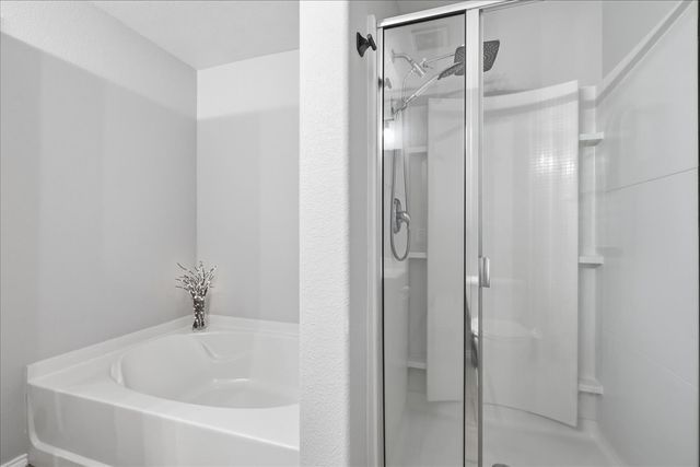 6908 Derbyshire Drive, Fort Worth, TX 76137