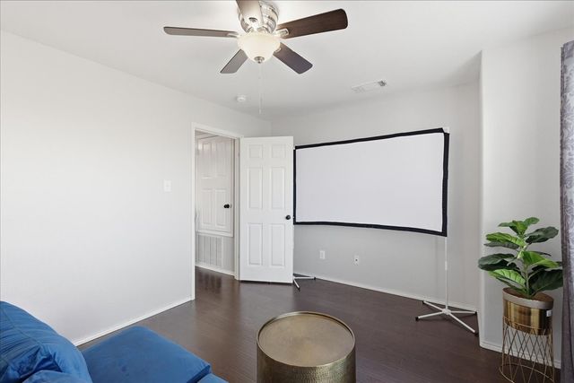 6908 Derbyshire Drive, Fort Worth, TX 76137