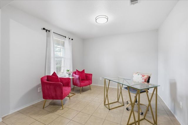 6908 Derbyshire Drive, Fort Worth, TX 76137