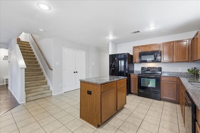 6908 Derbyshire Drive, Fort Worth, TX 76137