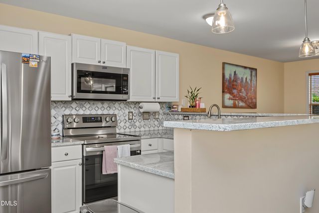 1112 Renshaw Court, Cary, NC 27518