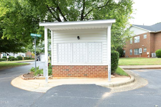 1112 Renshaw Court, Cary, NC 27518