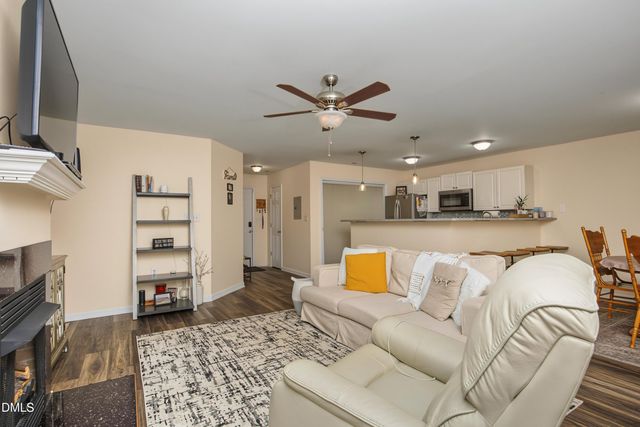 1112 Renshaw Court, Cary, NC 27518