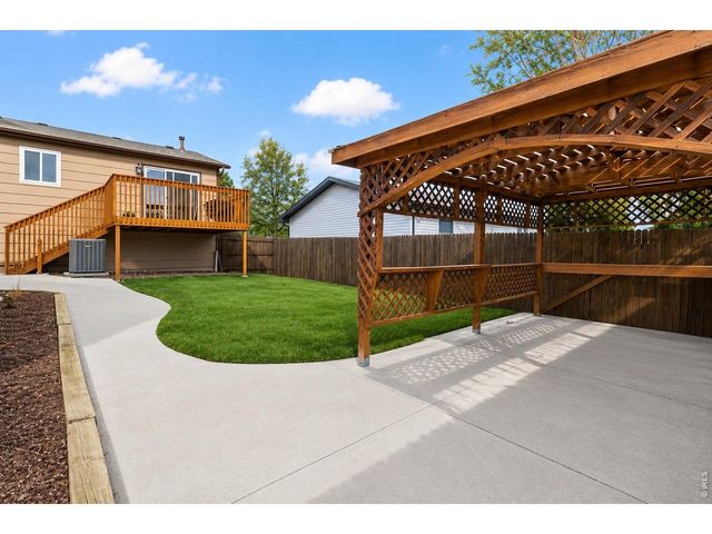 110 N 48th Ave Ct, Greeley, CO 80634