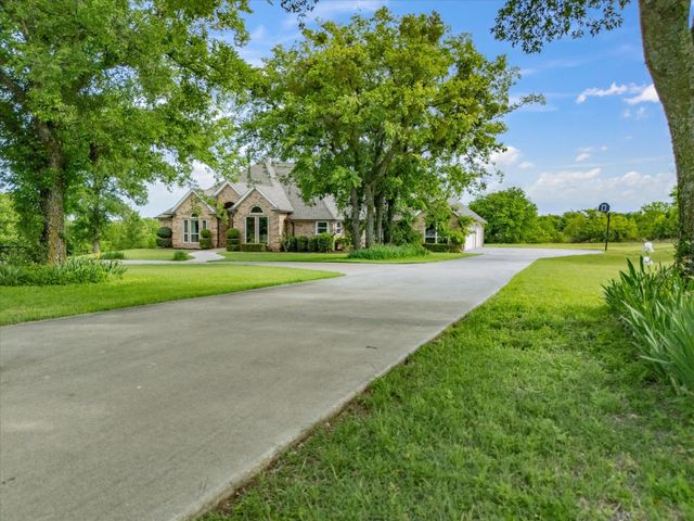 104 Marina Del Ray, Bridgeport, TX 76426