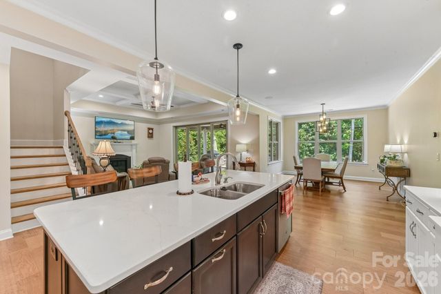 9833 Ardley Park Way, Charlotte, NC 28227