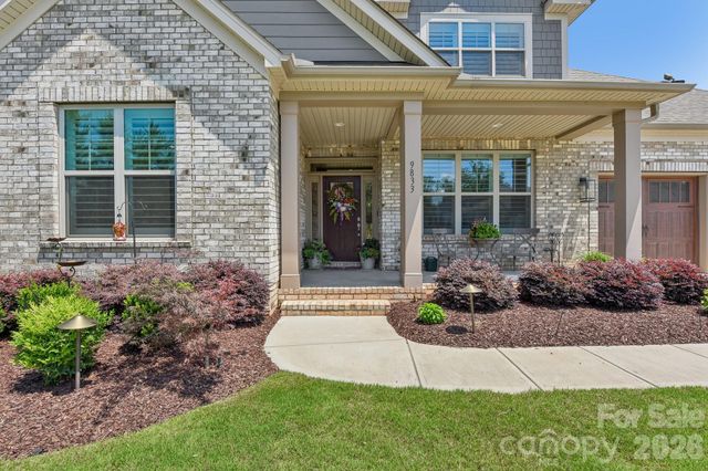 9833 Ardley Park Way, Charlotte, NC 28227