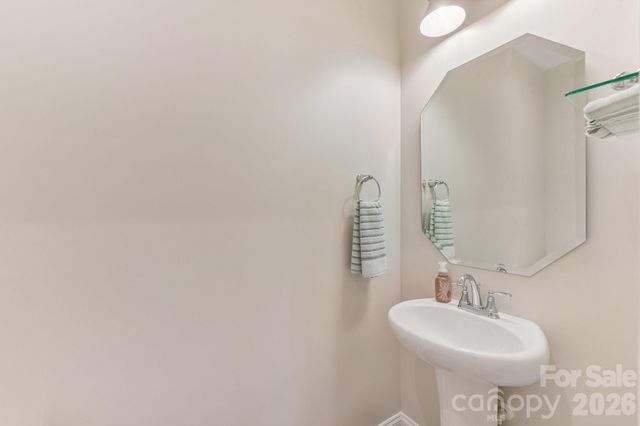 9833 Ardley Park Way, Charlotte, NC 28227