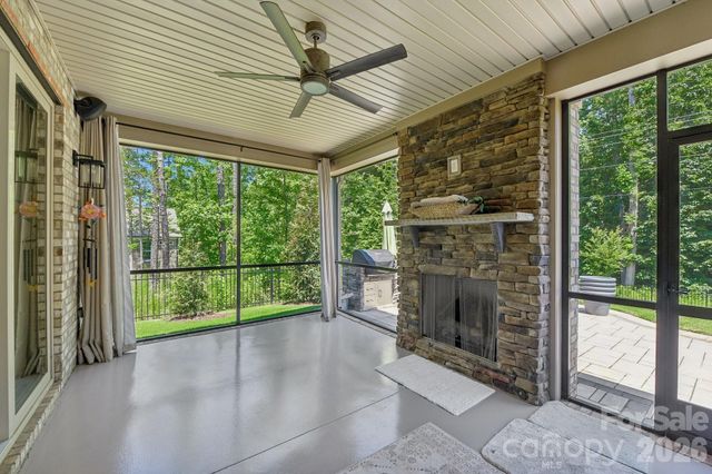 9833 Ardley Park Way, Charlotte, NC 28227