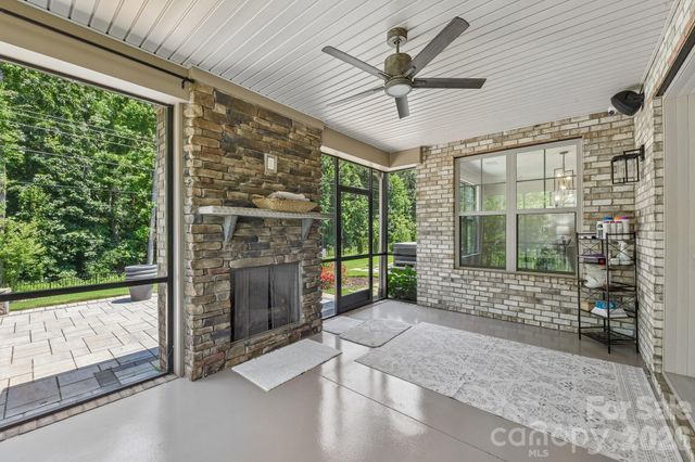 9833 Ardley Park Way, Charlotte, NC 28227