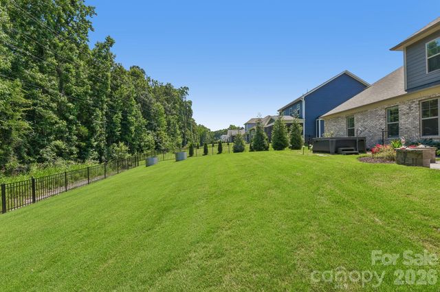 9833 Ardley Park Way, Charlotte, NC 28227