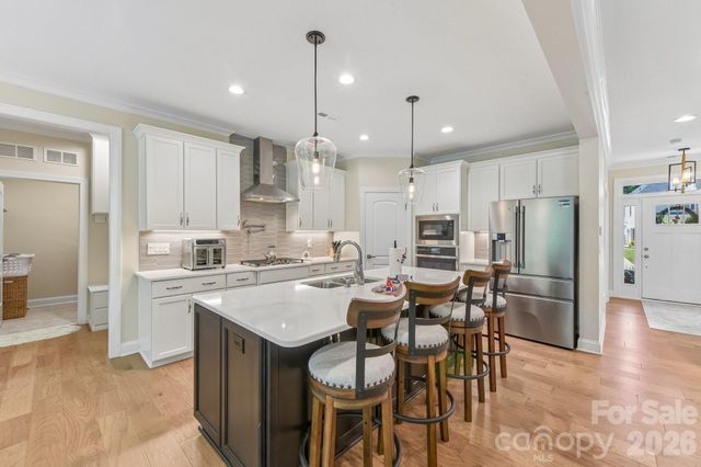9833 Ardley Park Way, Charlotte, NC 28227
