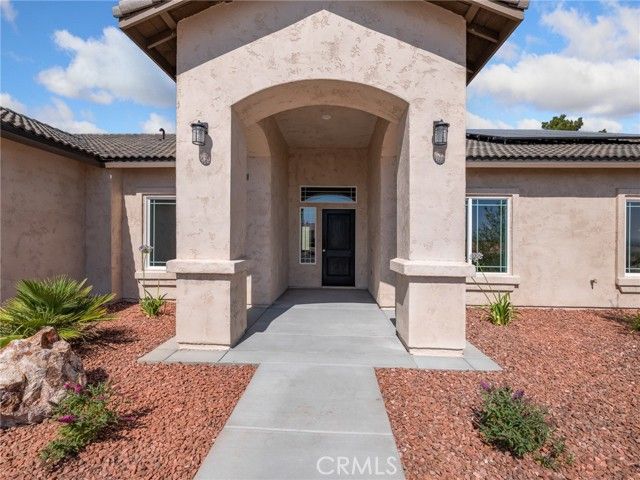 16465 Koda Road, Apple Valley, CA 92307