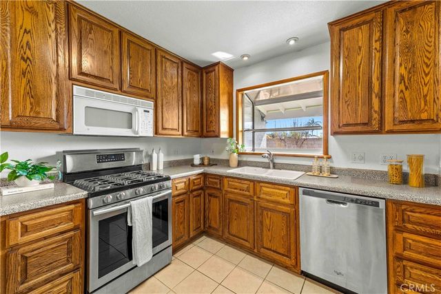 5482 Myra, Cypress, CA 90630