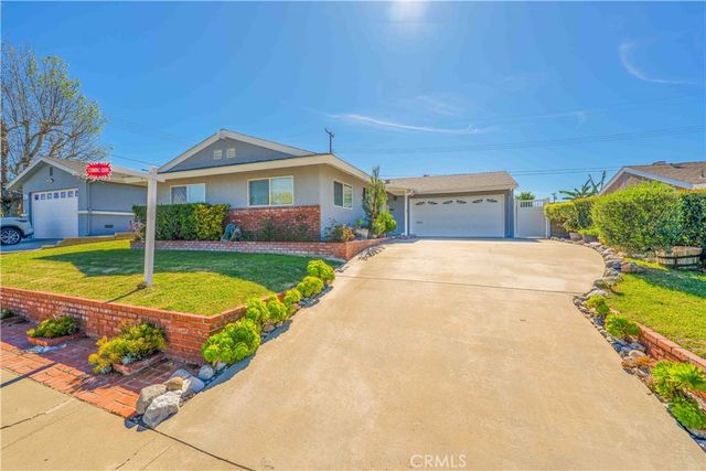 5482 Myra, Cypress, CA 90630