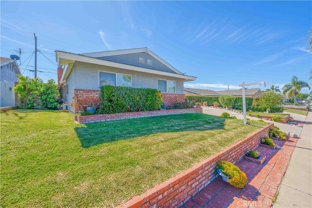 5482 Myra, Cypress, CA 90630