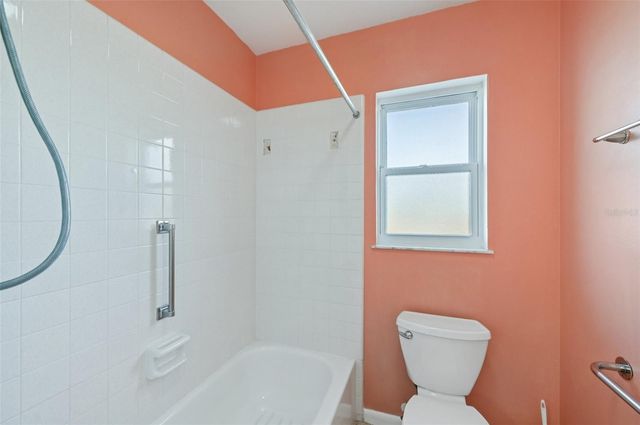 332 CLUB MANOR DRIVE, Sun City Center, FL 33573