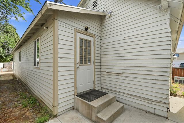 2028 E MISSION Ave, Spokane, WA 99202