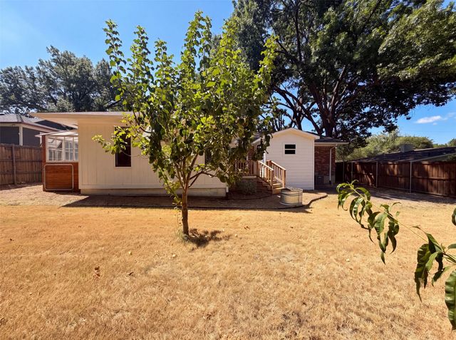808 Griffin Street, Mckinney, TX 75069