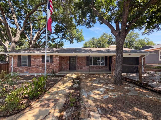 808 Griffin Street, Mckinney, TX 75069