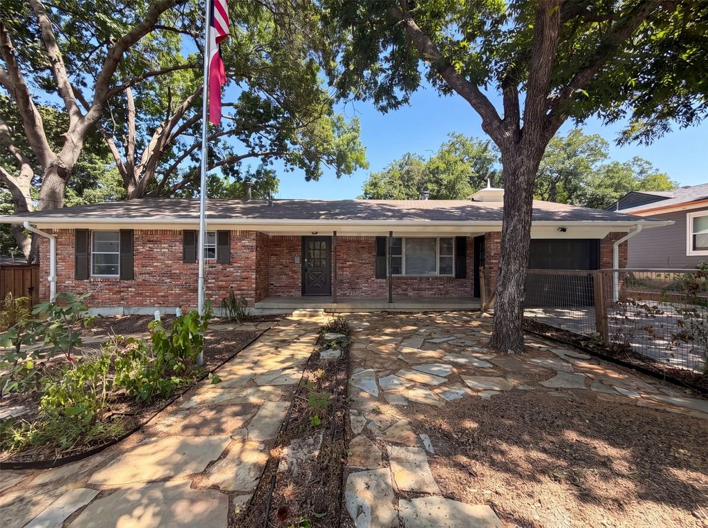 808 Griffin Street, Mckinney, TX 75069