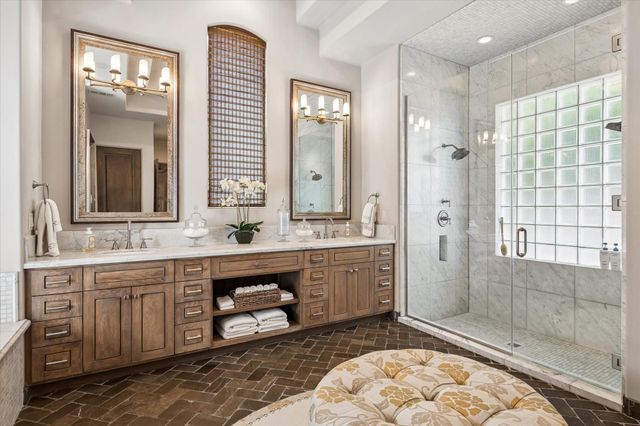 7615 Bryonwood Drive, Houston, TX 77055