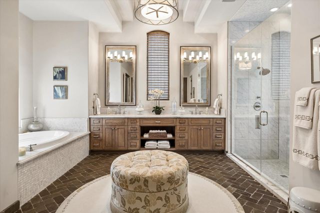 7615 Bryonwood Drive, Houston, TX 77055
