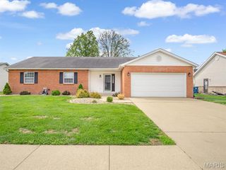 837 Kendra Ann Drive, Swansea, IL 62226