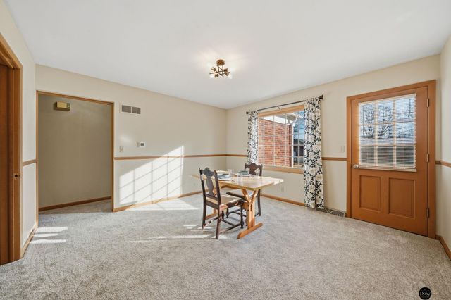 3940 N 14th Street, Lincoln, NE 68521