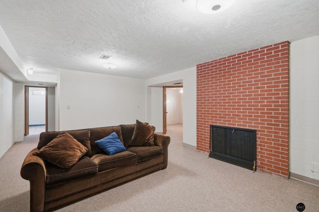 3940 N 14th Street, Lincoln, NE 68521