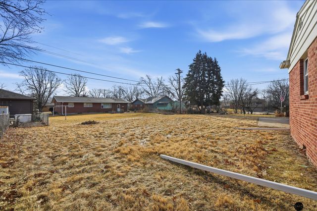 3940 N 14th Street, Lincoln, NE 68521