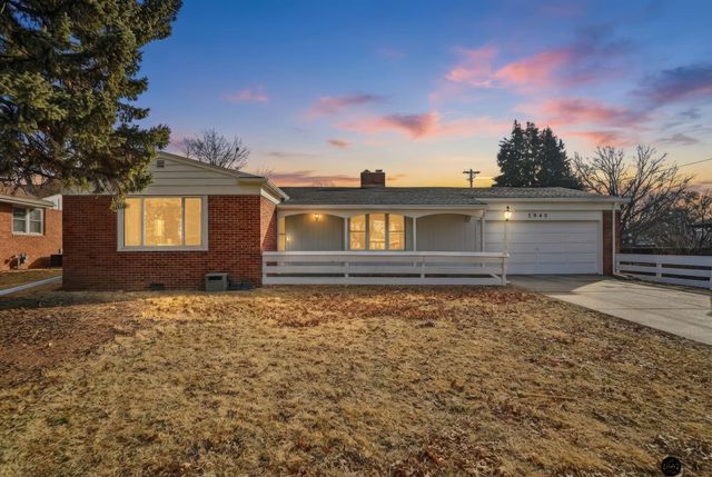 3940 N 14th Street, Lincoln, NE 68521