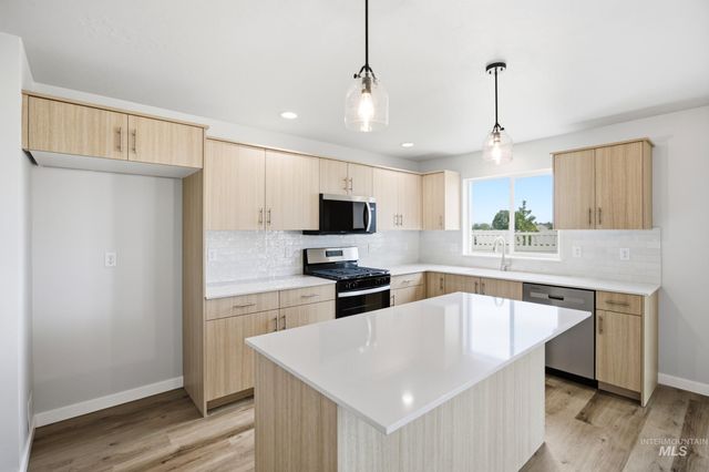 5205 S Edgecomb Way, Nampa, ID 83686