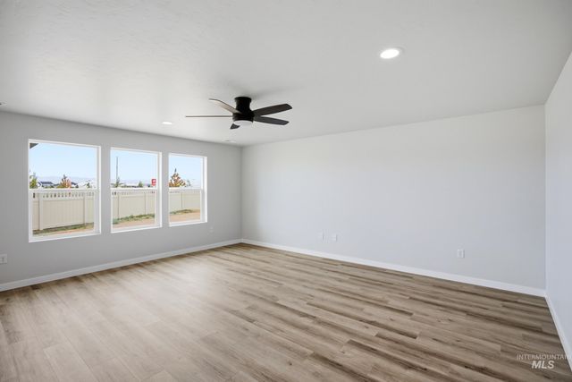 5205 S Edgecomb Way, Nampa, ID 83686