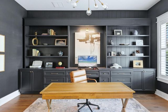 1686 NORTH DRIVE, Sarasota, FL 34239