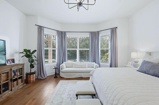 1686 NORTH DRIVE, Sarasota, FL 34239